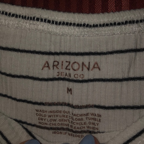 Off the shoulder long sleeve - Picture 2 of 2